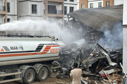 Hatay'da şantiyedeki konteynerde çıkan yangın söndürüldü