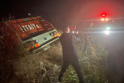 Yangına giden itfaiye aracı kaza yaptı! Sürücü araçtan atlayarak kurtuldu