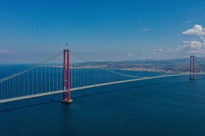 Çanakkale Boğazı tek yönlü trafiğe kapatıldı