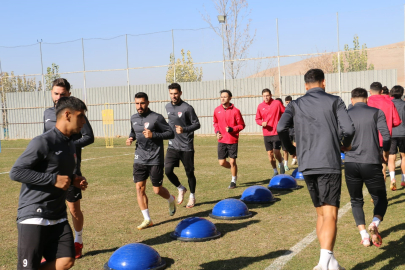 Elazığspor Teknik Direktörü Bülent Yenihayat: “Ligde kolay maç yok”