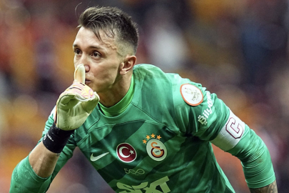 Galatasaray'da Muslera sonrası için transfer çalışmaları başladı