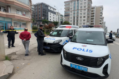 Samsun'da silahlı saldırıya uğrayan genç boynundan vuruldu