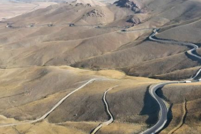 Van-Hakkari güzergahında hizmet verecek Güzeldere Tüneli açılıyor