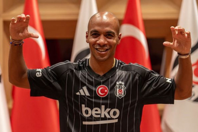 Beşiktaş'ta bir türlü isteneni veremeyen Joao Mario'nun talibi çıktı!