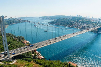 İstanbul Boğazı'ndan saatte ortalama 5 gemi geçti