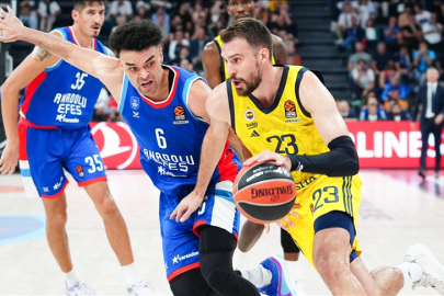 Fenerbahçe Beko yarın Anadolu Efes'i konuk edecek