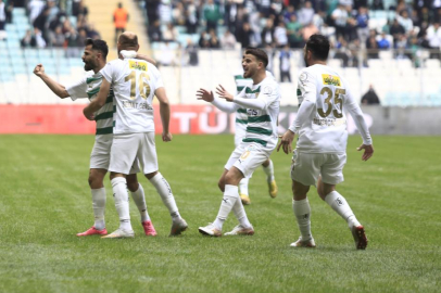 Bursaspor rekor kırmaya devam ediyor! Süper Lig devlerini geride bıraktı