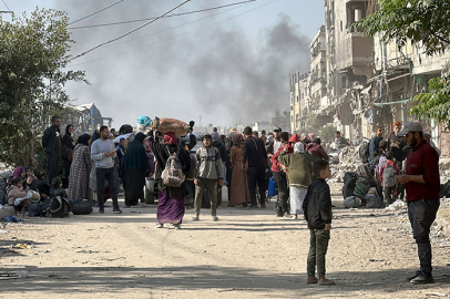 İsrail'in Gazze'de bir eve düzenlediği saldırıda 7 Filistinli yaşamını yitirdi