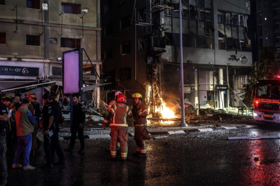 Hizbullah, Tel Aviv'deki hassas askeri noktalara İHA'larla saldırdığını duyurdu