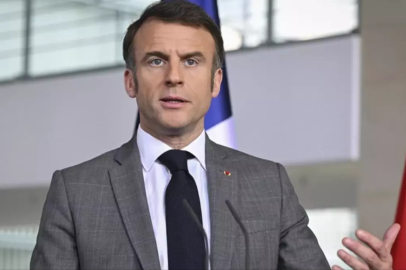 Macron, Ukrayna'ya verilen uzun menzilli füzelerin Rusya topraklarında kullanma iznini 