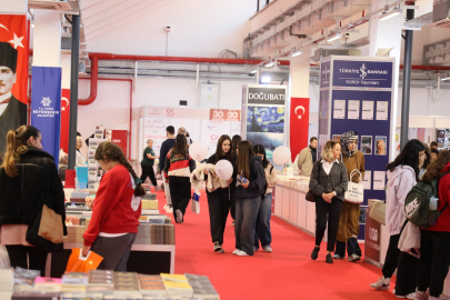 Binlerce vatandaş Aydın Kitap Fuarı’nda buluştu