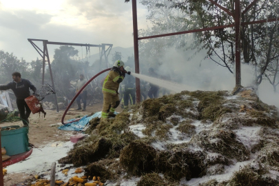 Bursa'da panik! Bahçedeki samanlar alev alev yandı