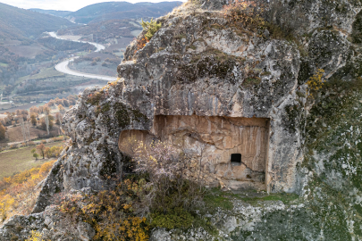 2 bin yıllık kale ve kaya mezarlar turizme kazandırılmayı bekliyor