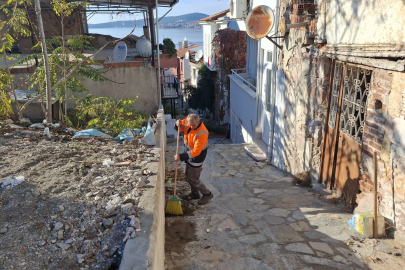 Ayvalık’ta tarihi kent sokaklarında dip bucak temizlik yapıldı