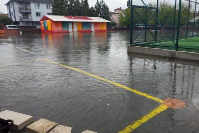 Ortaca’da şiddetli yağışlar su baskınlarına neden oldu