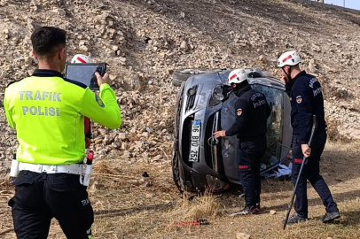 Otomobil şarampole uçtu: 3 yaralı