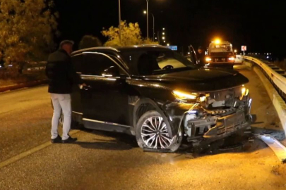 Afyonkarahisar'da belediye başkanı ve ilçe başkanı kaza geçirdi