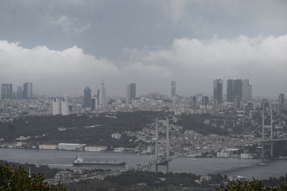 İstanbul'da sağanak ve rüzgar etkili oluyor