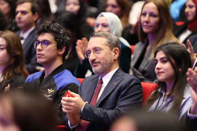 Başkan Altun: Türkiye Yüzyılı'nın merkezinde gençler yer alıyor