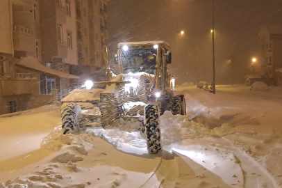 Bayburt’ta kar kalınlığı 80 santimetreyi buldu