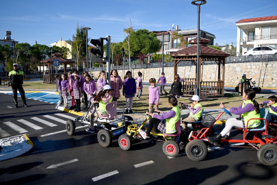 Kuşadası'nda trafik ve eğitim parkı ilk misafirlerini ağırladı