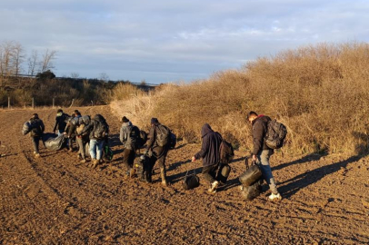 Tekirdağ’da 12 kaçak göçmen ve 1 organizatör yakalandı