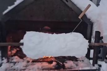 Uzundere'de kardan cağ kebabı