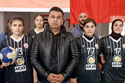 Erzurum ASH Spor Kulübü'nün hentbol galibiyeti