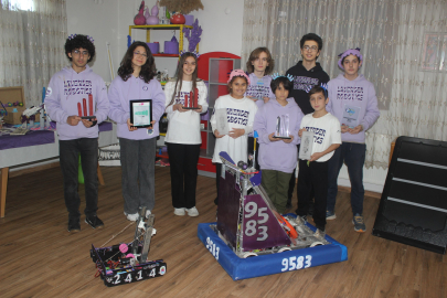 Lavender Robotics, geliştirdikleri robotla İtalya’da Manisa’yı temsil edecekler