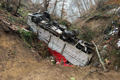 Bursa'da uçuruma yuvarlanan kamyona 4 gün sonra ulaşıldı