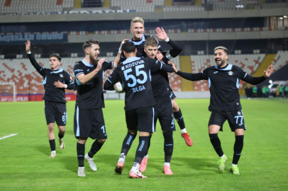 Adana Demirspor kupada yoluna devam ediyor