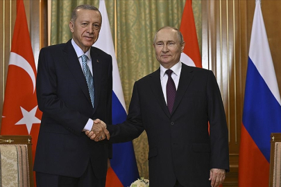 Cumhurbaşkanı Erdoğan Putin ile Suriye'yi görüştü