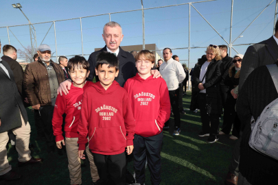 İzmit Ayazma'ya sentetik futbol sahası