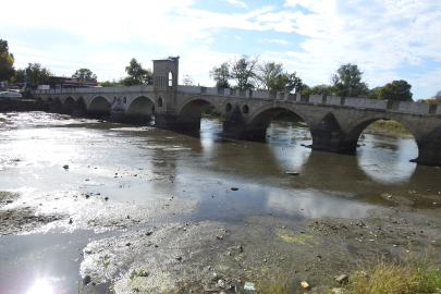 Tunca Nehri'nin içerisine mini baraj kurulacak