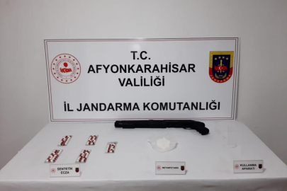 Afyonkarahisar’a uyuşturucu getirerek satmak isteyenlere geçit verilmedi!