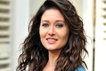 Nurgül Yeşilçay, Arabistan'da!