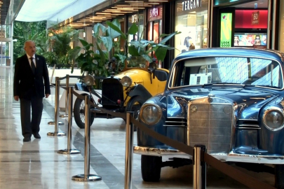 Bursalı koleksiyonerin gözde otomobillerine değer biçilemiyor