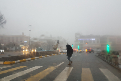 Erzincan güne sisle uyandı