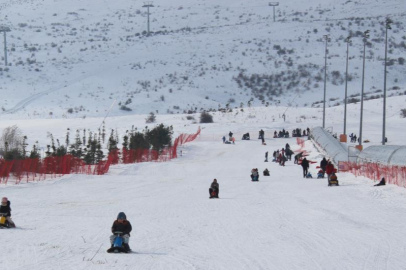 Kayak severler hafta sonunda Yıldız Dağı'na akın etti