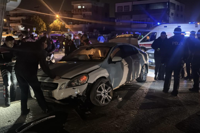 Adana'da kovalamaca sırasında 2 yunus polisi yaralandı