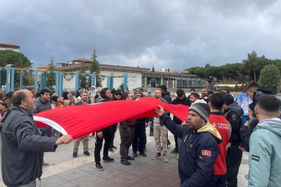 Manisa'da Suriyelilerin özgürlük yürüyüşü