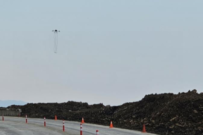 Heyelan olan alan, dron ile havadan taranıyor