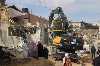 İsrail, işgal altındaki Doğu Kudüs'te Filistinlilere ait evleri yıktı