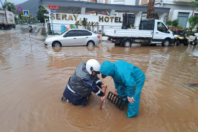 Marmaris’te yağmur mesaisi