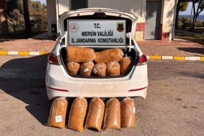 Mersin'de sigara kaçakçılarına darbe! 25 bin makaron ele geçirildi