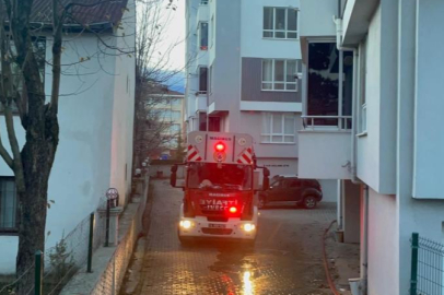 Bolu'da kombi yangını: 3 kişi dumandan etkilendi