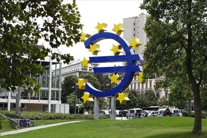 ECB'nin para politikasında kademeli gevşemeye devam etmesi bekleniyor