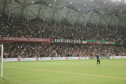 Karşıyaka, zorlu Bursaspor deplasmanına çıkıyor