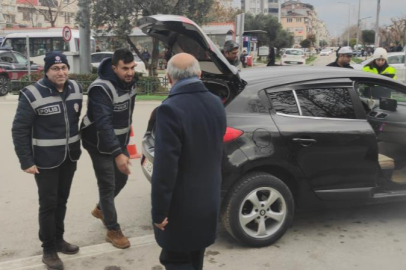 Gemlik'te polis denetimleri tam gaz sürüyor