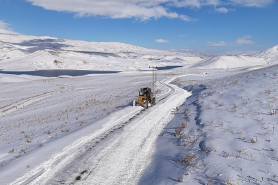 Van’da kardan dolayı kapanan 119 yerleşim yerinin yolu açıldı